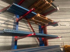 Montant d'échelle Polypal